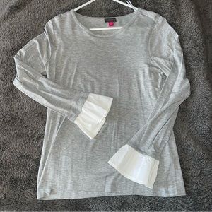 NWT Vince Camuto Poplin Bell Sleeve shirt